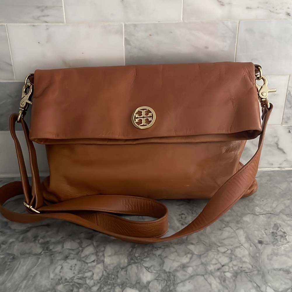 Tory Burch tan crossbody bag